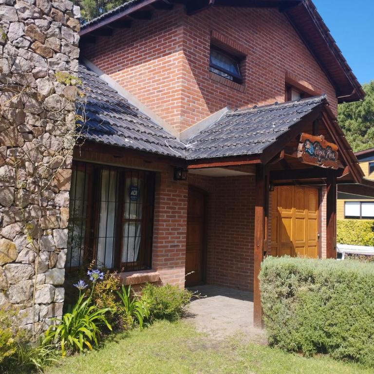 Chalet con Piscina exclusiva en el centro de Mar de las Pampas - Casa de 6 dormitorios - 3