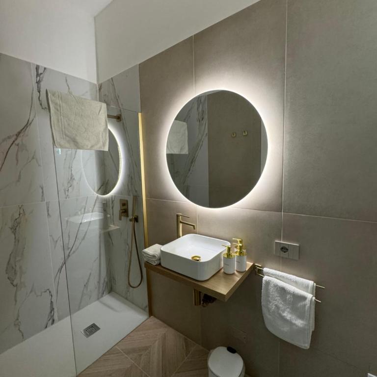 NapoliOn - Luxury Apartment - Appartamento con 2 Camere da Letto - 26