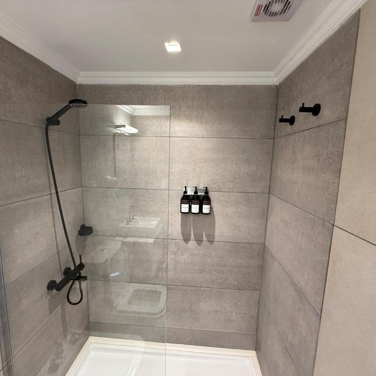 Calidad y ubicacion superior - One-Bedroom Apartment - 18