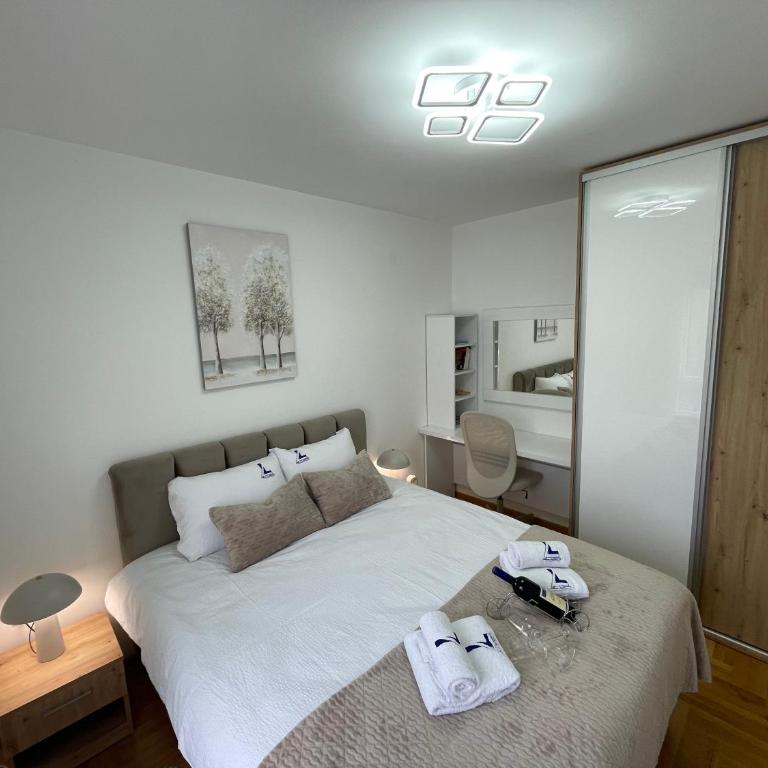 Apartment Luka Lux - One-Bedroom Apartment - 3
