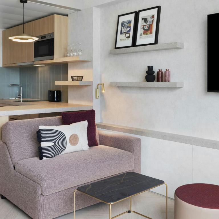 Residence Inn by Marriott Geneva City Nations - Studio Confortable avec Lit Queen-Size et Canapé-Lit - 7