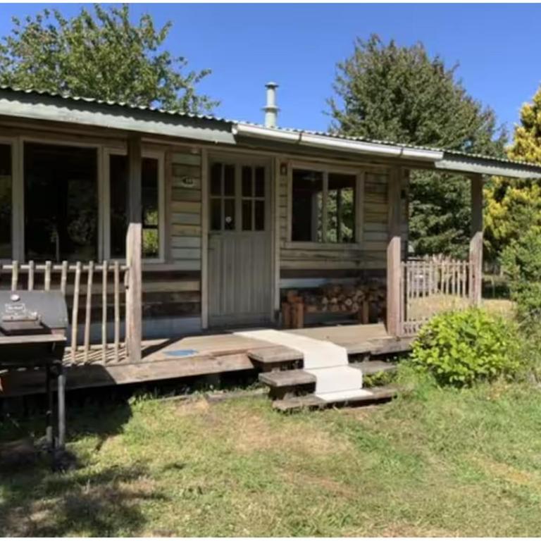 Campo, tranquilidad, relax y buenos paisajes - Three-Bedroom House - 1