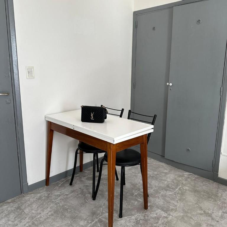 Acogedor Monoambiente - Apartamento de 1 dormitorio - 2