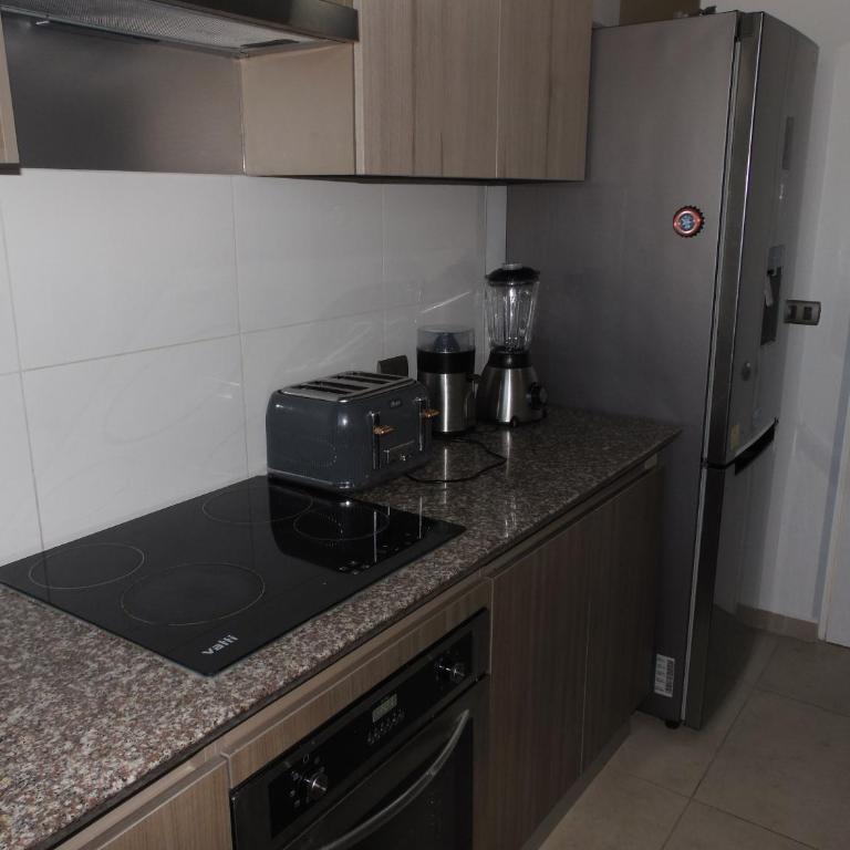 Amplio y con hermosa vista - Three-Bedroom Apartment - 7