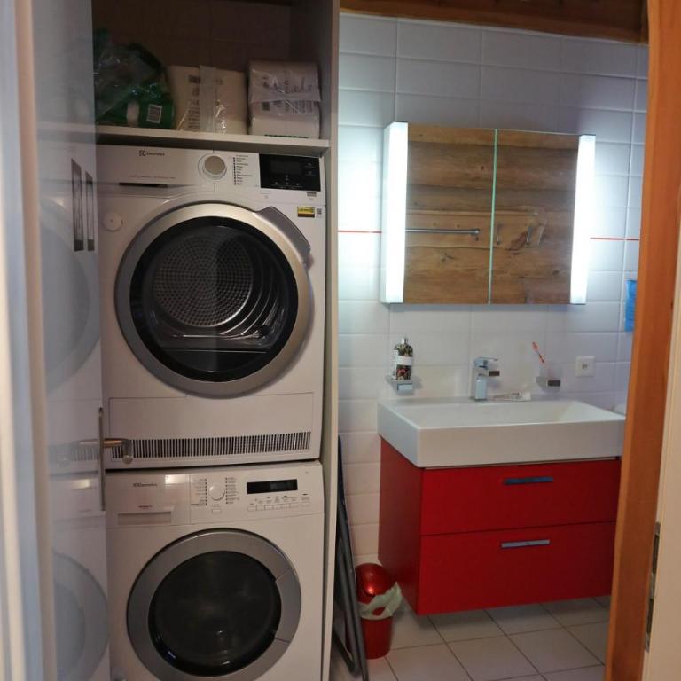 Le Gite de Briey - à 7 minutes de Vercorin - Chalet - 11