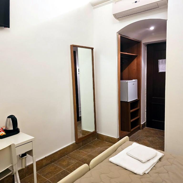 Check in Rome - Camera Matrimoniale con Bagno Privato - 5