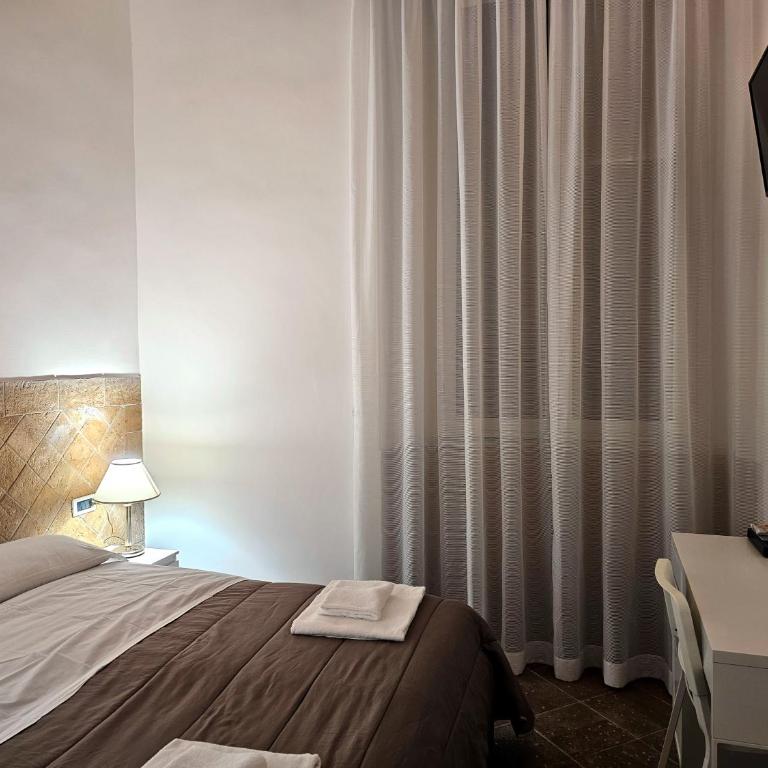 Check in Rome - Camera Matrimoniale con Bagno Privato - 10