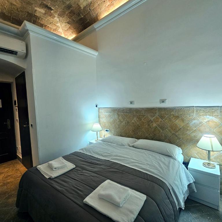 Check in Rome - Camera Matrimoniale con Bagno Privato - 14