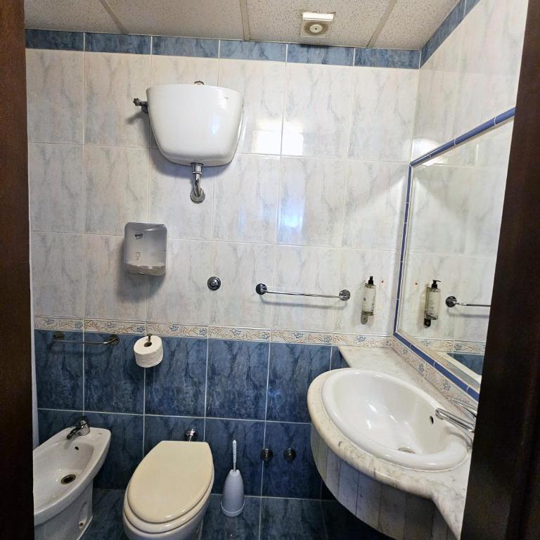Check in Rome - Camera Tripla con Bagno Privato - 11
