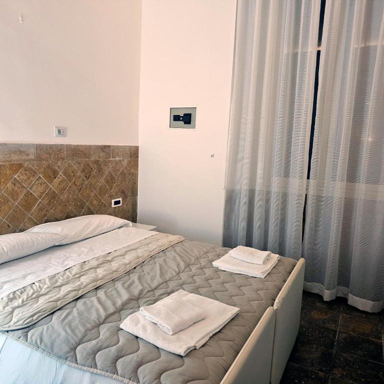 Check in Rome - Camera Matrimoniale con Bagno Privato - 26