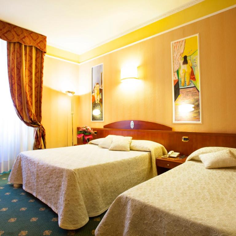 Boutique Hotel Puccini - Camera Tripla - 1