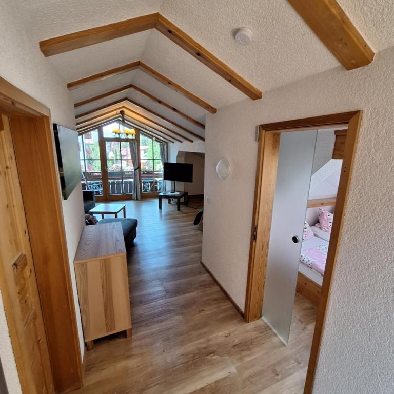 Gästehaus Luitz - Apartment mit 2 Schlafzimmern und Bergblick - 8