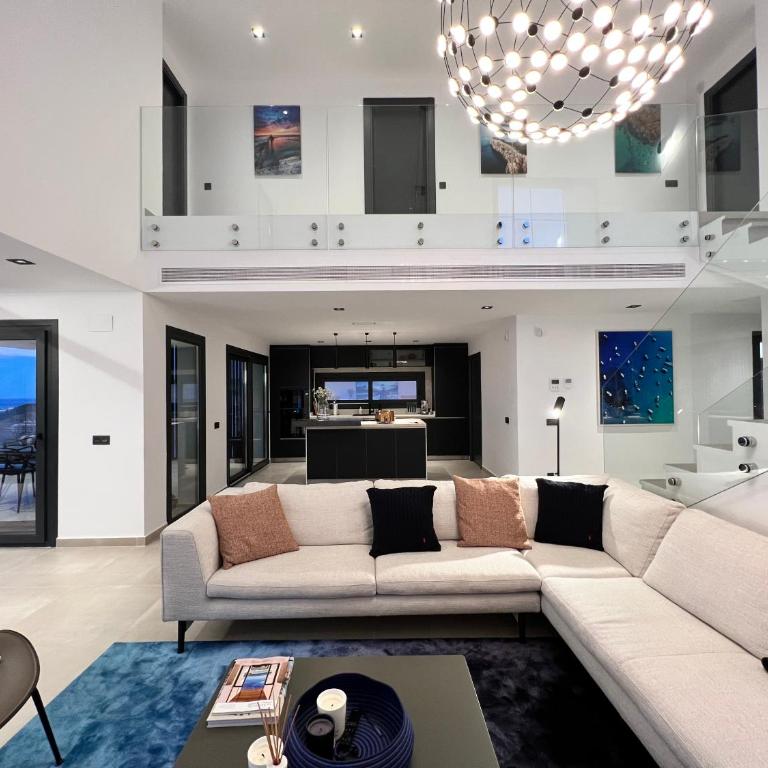 Perniznest - Luxury villa front of Calanova golf with sea view - Villa - 2