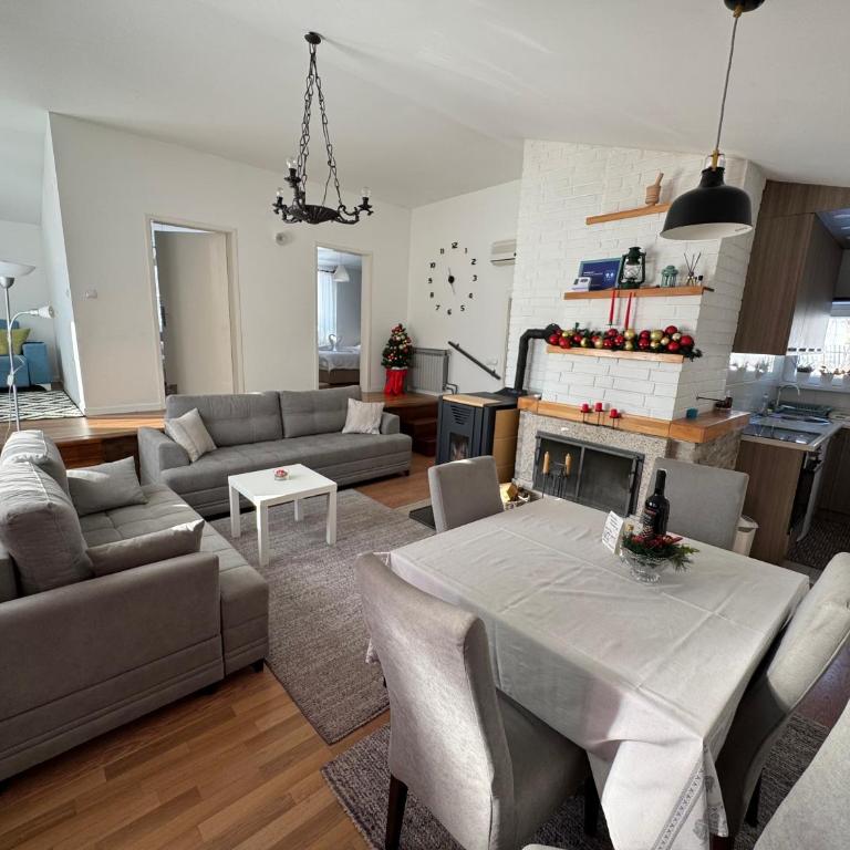 Vikend kuća Planinski raj - Two-Bedroom House - 25