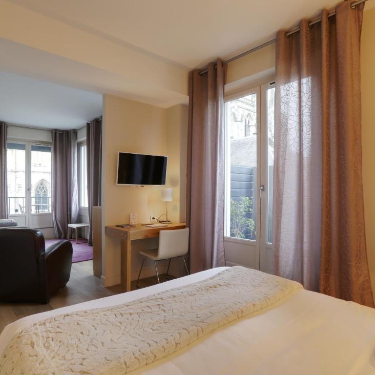 Hôtel Cardinal - Suite Lit Queen-Size - 5