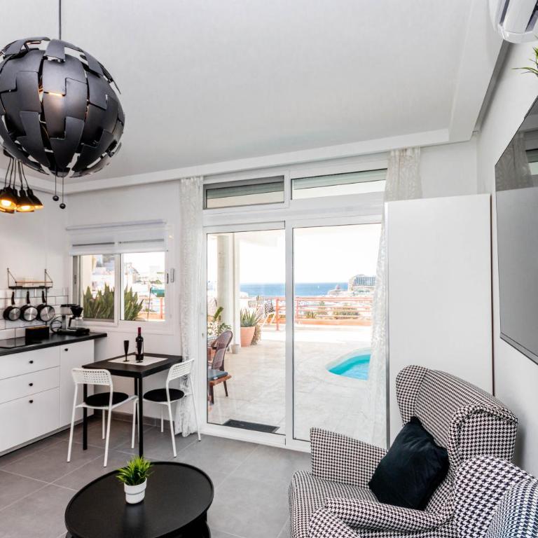 Sunrise Studio Puerto Rico - Studio Apartment with Sea View - 39