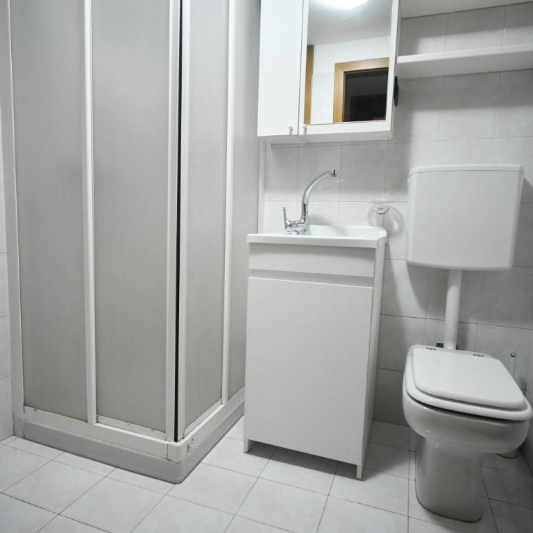 Appartamento Belasi-Brenta - Three-Bedroom Apartment - 11