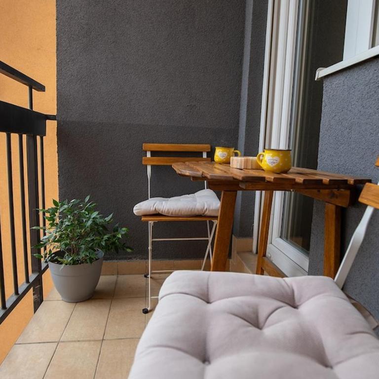 Belgrade Sunset - Two-Bedroom Apartment with Water View - 5