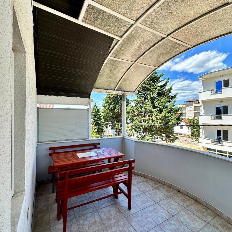 Heaven Apartments - Četvorokrevetna Soba sa Balkonom - 12