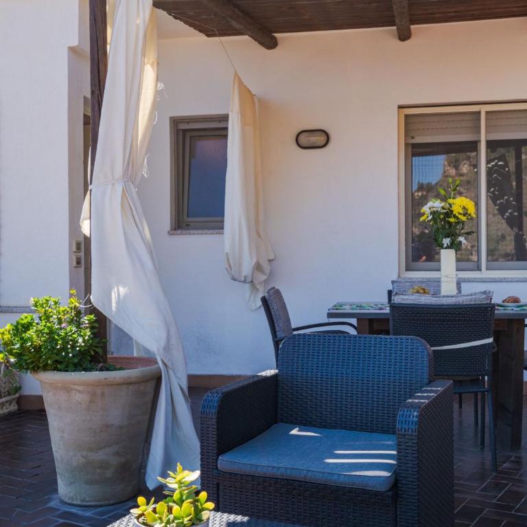 The Lemon Tree - Apartment with Sea View - 6