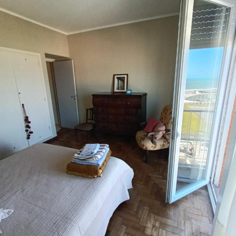 Departamento grande frente al mar - Apartamento de 2 dormitorios - 8