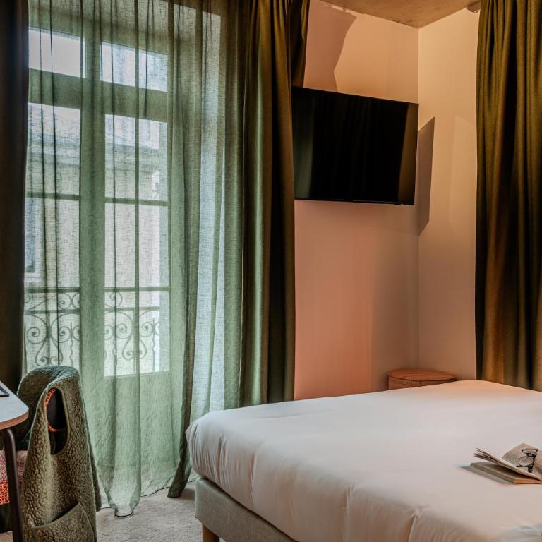 Hôtel Anne de Bretagne - Chambre Double Confort - 14
