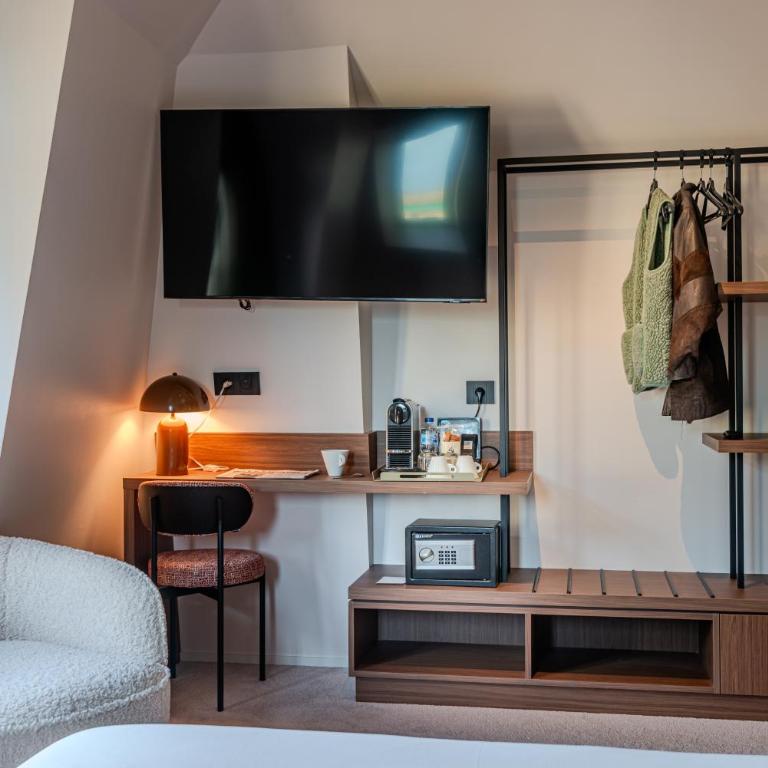 Hôtel Anne de Bretagne - Chambre Double Deluxe - Vue Partielle sur Mer - 4