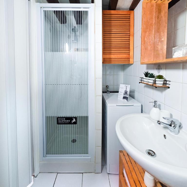 Rustic Charm&Dreamhome 40m2 in the heart of Paris, near Pompidou and Notre-Dame, Subway 4,8,9 Honeymoon favourite - Appartement 1 Chambre - 21