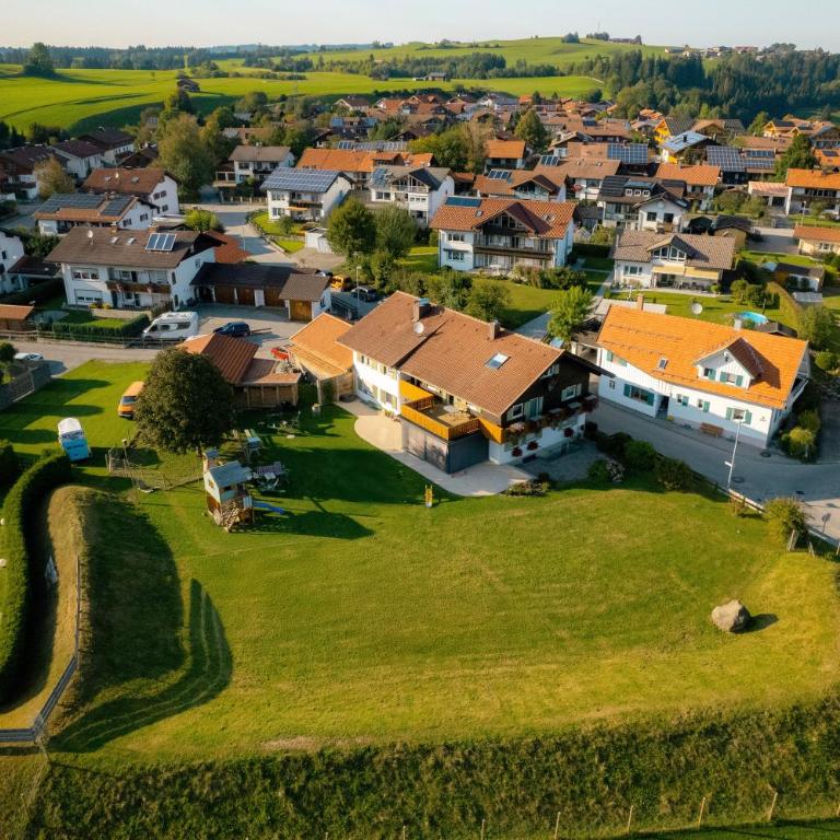 FeWo Froschkönig mit Sauna & Bergblick, Self-Check-in, WLAN, Parkplatz, zentrumsnah - Apartment mit Sauna - 1