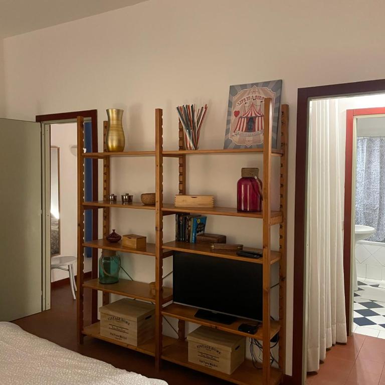 Casa di ringhiera milanese - Appartamento con 1 Camera da Letto - 11