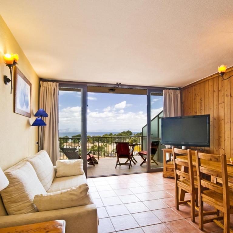 Karolina Alcudia - Apartamento de 2 dormitorios - 2