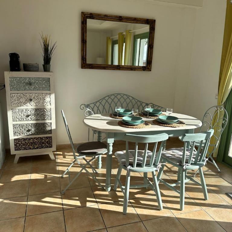 Casa Castillo II - Two-Bedroom Apartment - 15