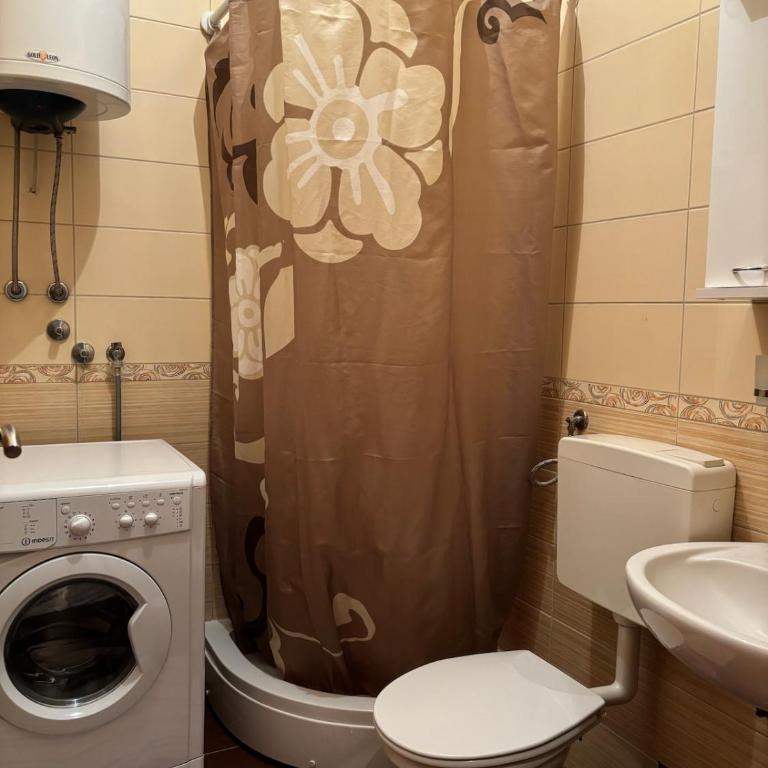 Udoban smeštaj u blizini grada i Dunava - Apartman sa 1 Spavaćom Sobom - 27