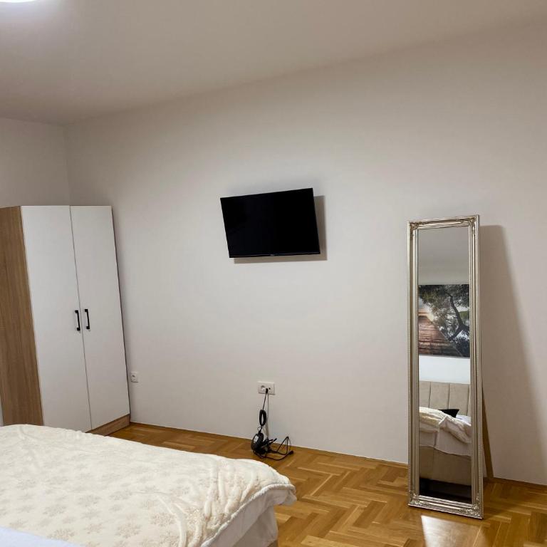 Pale apartman Gold - Apartman sa 2 Spavaće Sobe - 10