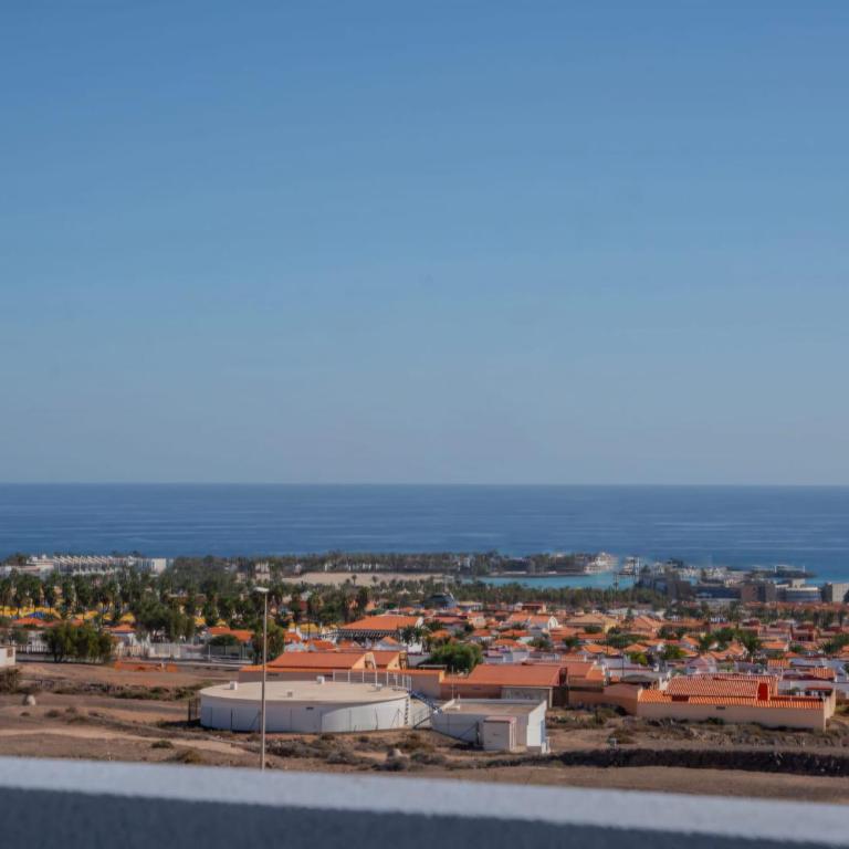 Paraiso del Mar - Three-Bedroom House - 13