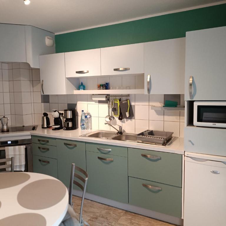 LE 46A - Apartamento de 2 dormitorios - 3