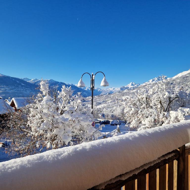 Chalet typique proche Crans Montana - Chalet - 26
