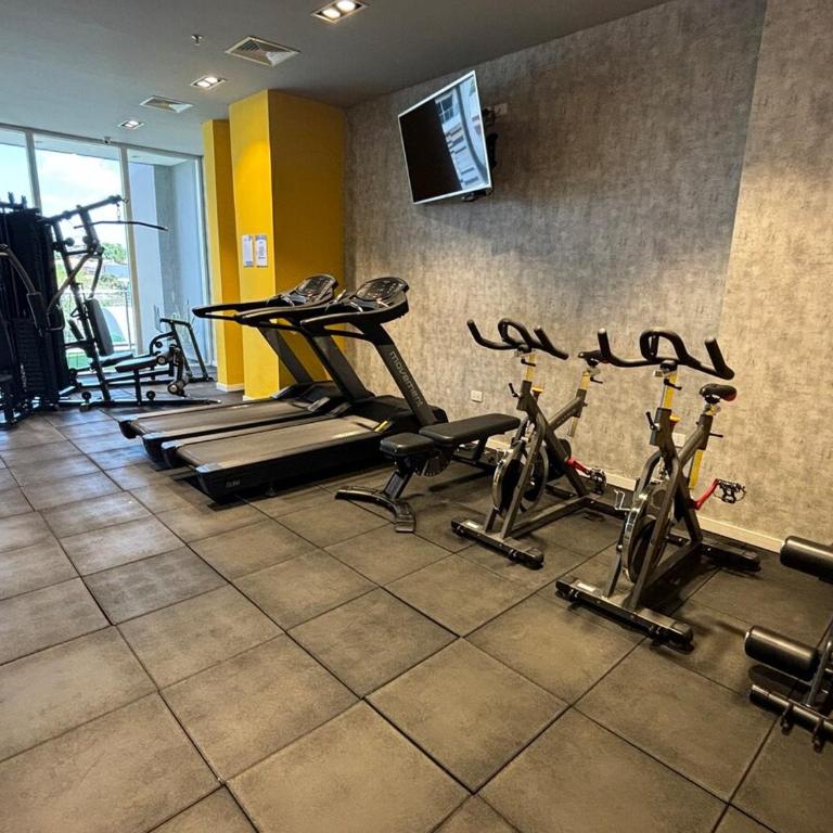 Loft with balcony and garage minutes away from corporate axis - One-Bedroom Apartment - 19