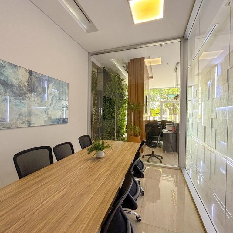 Loft with balcony and garage minutes away from corporate axis - One-Bedroom Apartment - 26