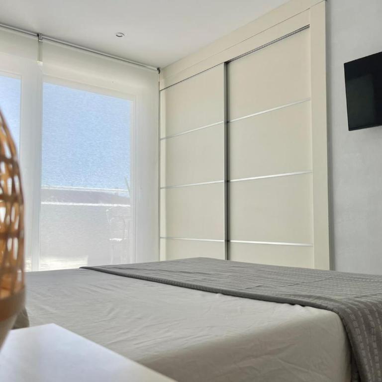 Piso Ático con Terraza y Jacuzzi con vistas a Sol en Madrid Centro - Apartment - 16