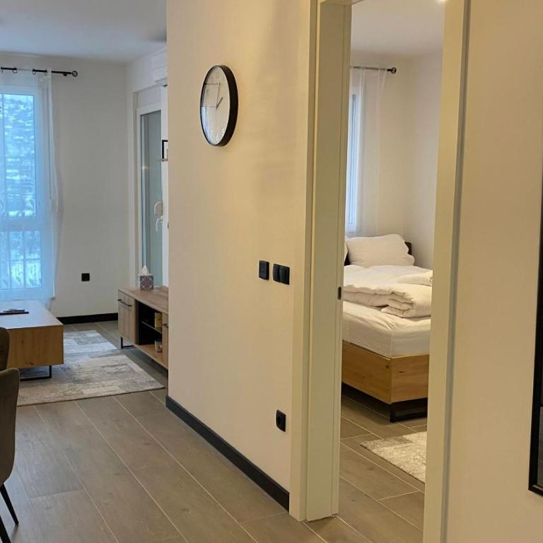 AAvenue Home - One-Bedroom Apartment - 12