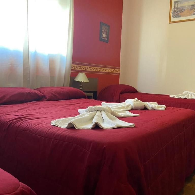 Hotel Dante - Triple Room with Private Bathroom - 5
