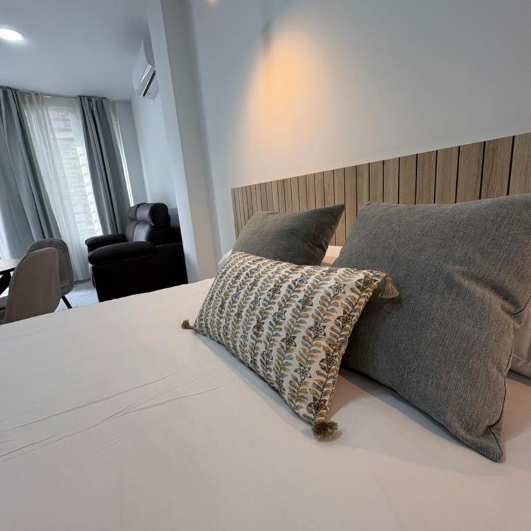 P&C APARTMENTS - Complejo Pintor Zurbarán - Estudio - 8
