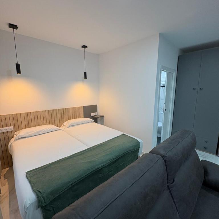 P&C APARTMENTS - Complejo Pintor Zurbarán - Estudio - 1