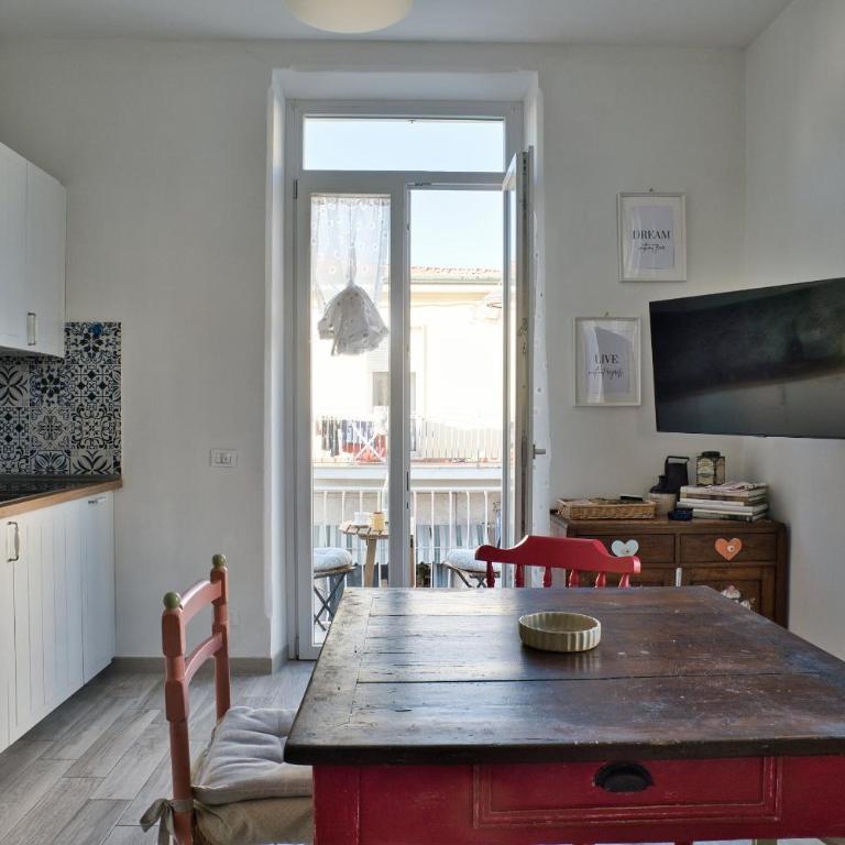 Via Puccini 217 - Appartamento con 2 Camere da Letto - 8