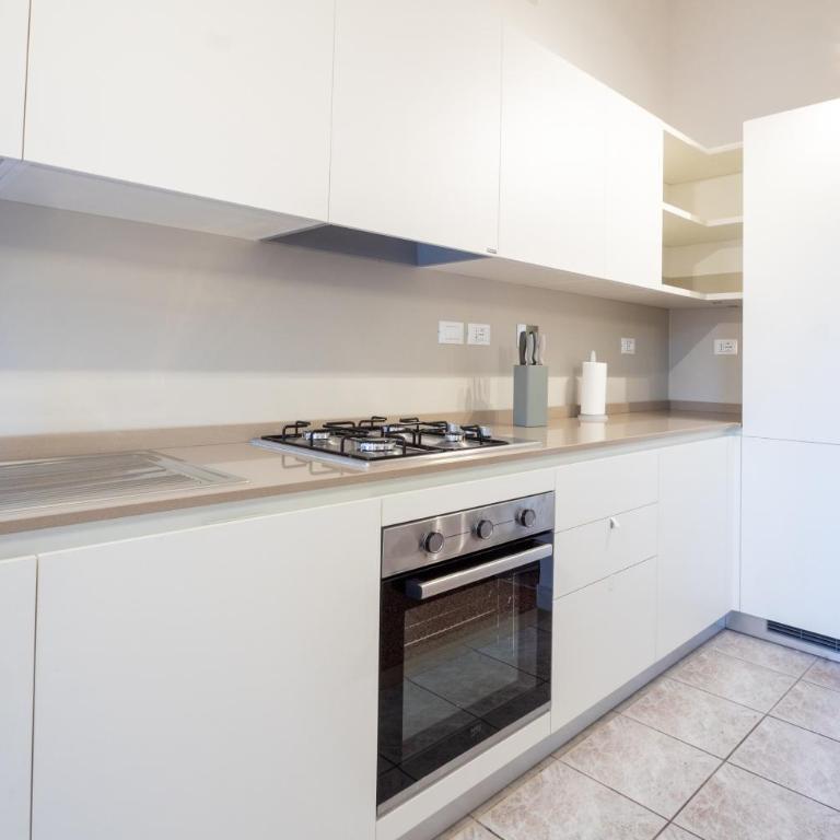 Realkasa Vicolo Otto Colonne - Appartamento con 2 Camere da Letto - 5