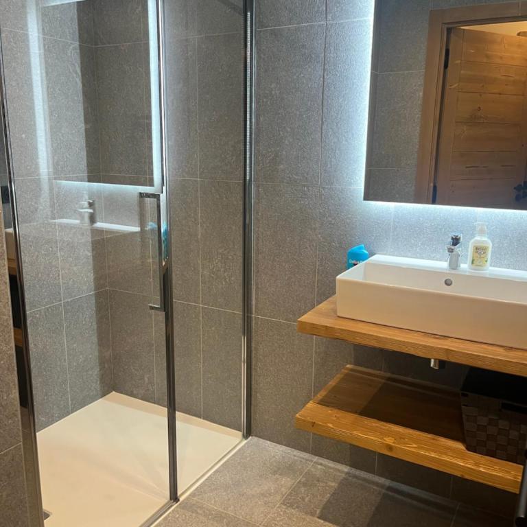 Apparthotel L'éclat des Veriaz à Megève- Praz sur Arly - MEGEVE PISCINE SPA a partir du 29 mai 2026 - Appartement 1 Chambre - Vue sur Piscine - 15