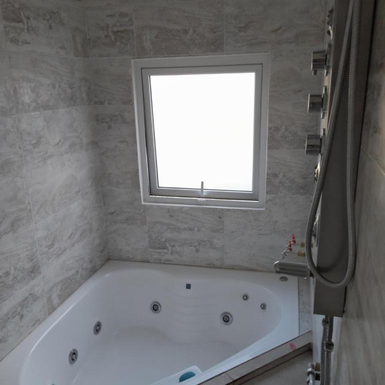 La Ola Zen - One-Bedroom Apartment - 1