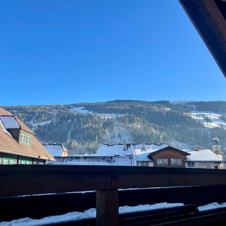 Haus Burda - Apartment mit 1 Schlafzimmer, Balkon und Bergblick - 13