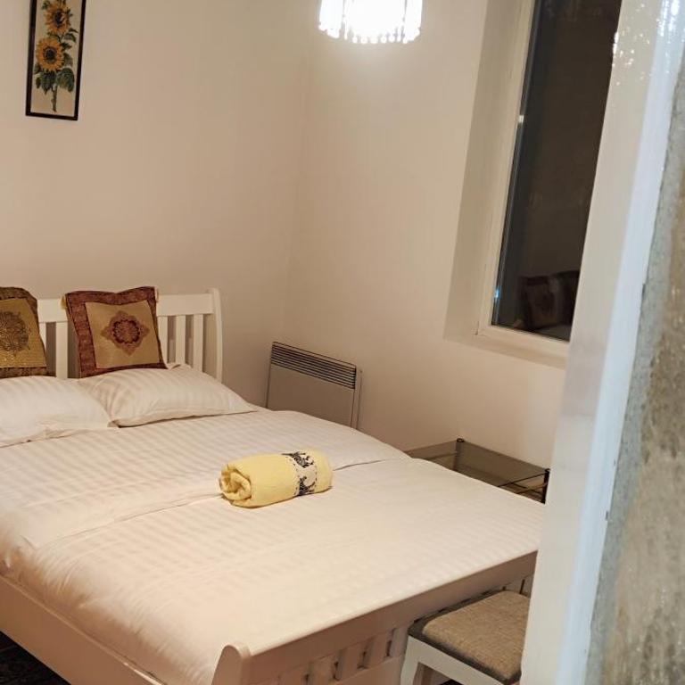 Diplomatic - Apartman sa 2 Spavaće Sobe i Balkonom - 7
